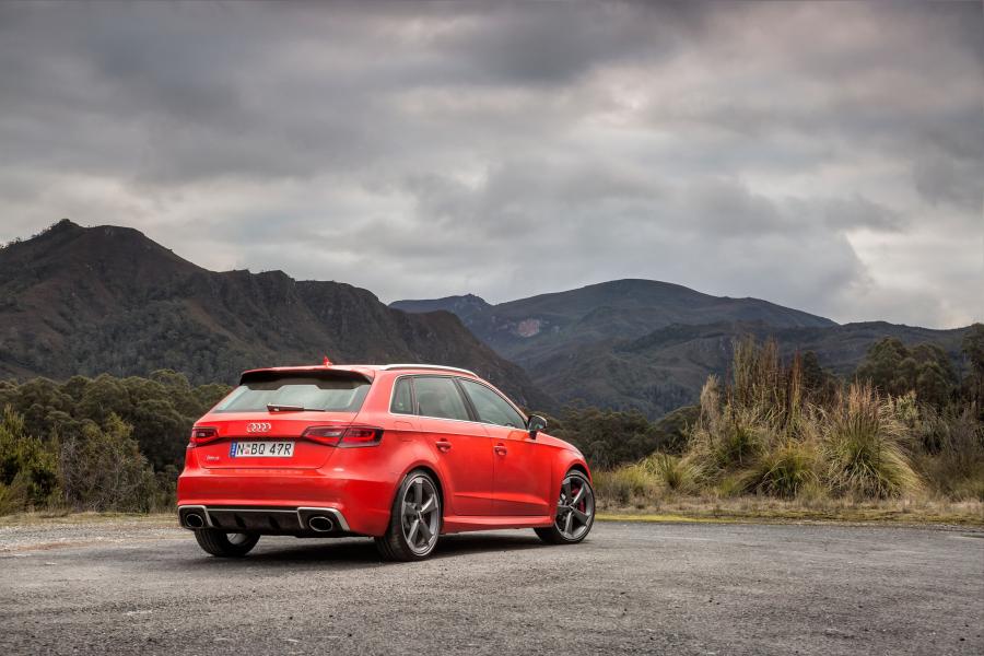  Audi RS3 Sportback (8V) 2015 года  (AU) (фото 27 из 30)